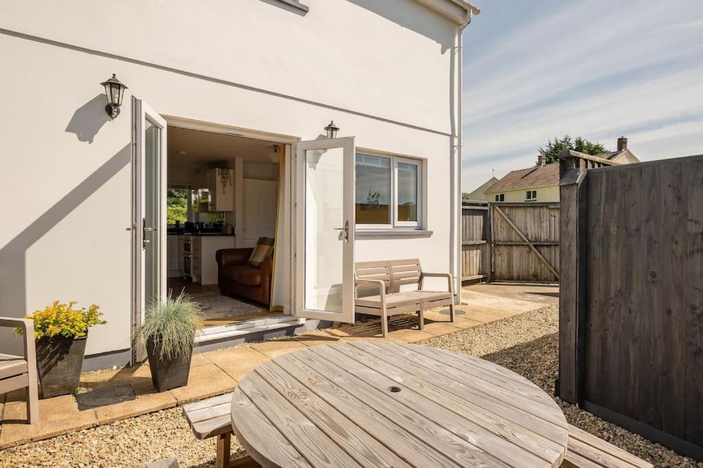 Ty Venda Holiday home